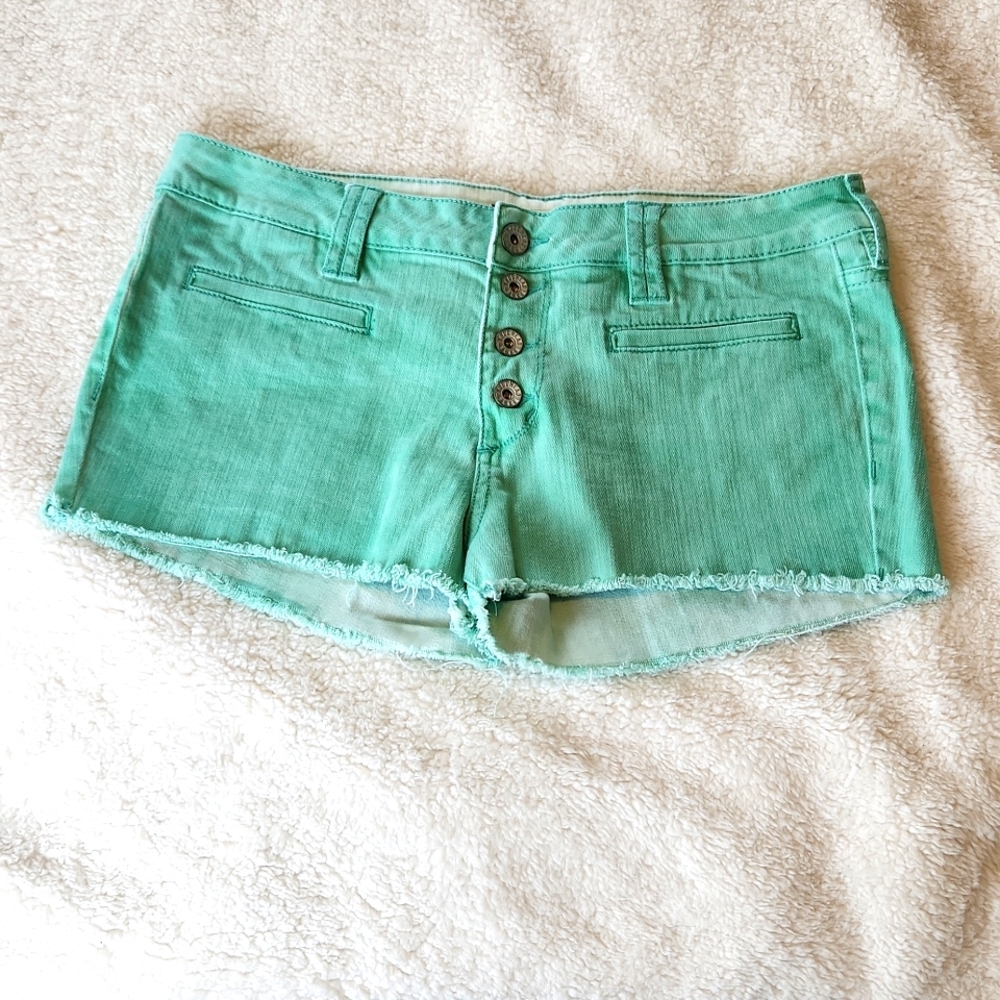 Green bullhead black denim button fly shorts size 11